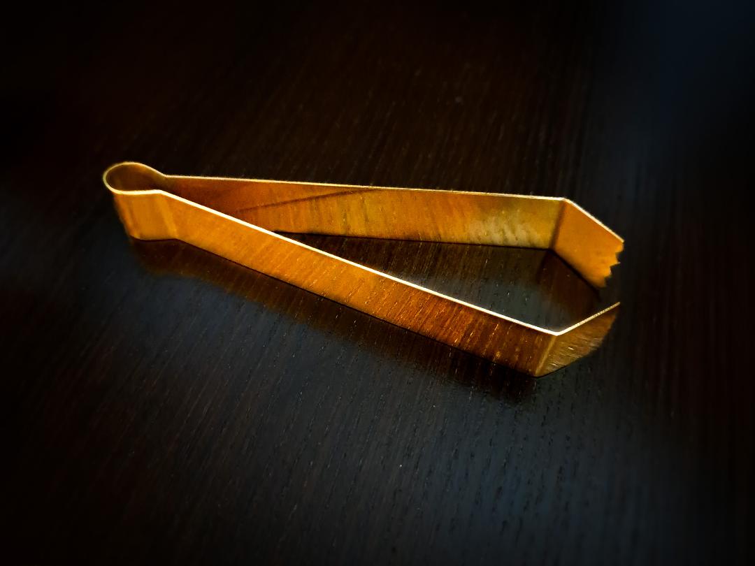 Tongs